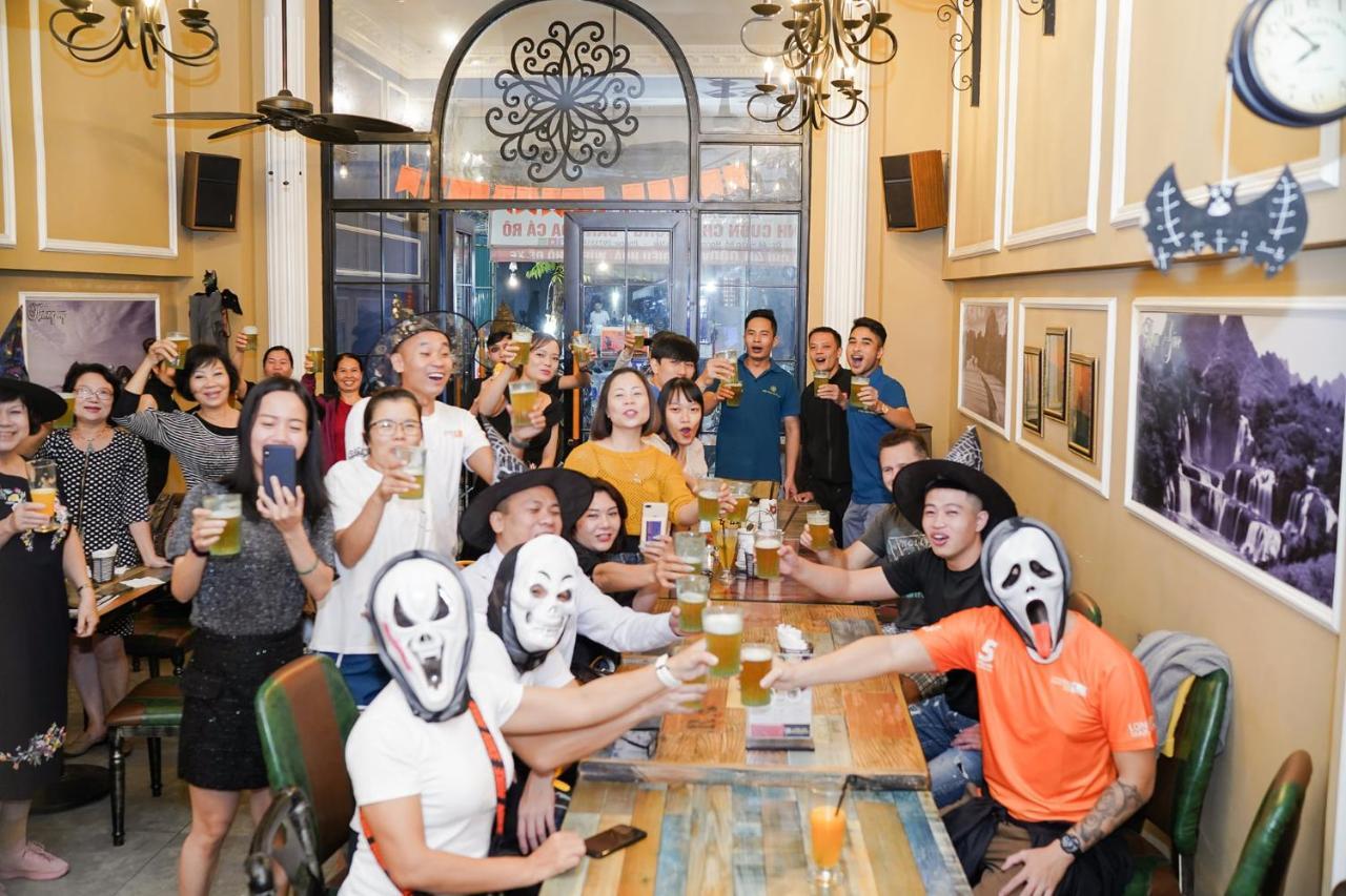 Little Charm Hanoi Hostel Экстерьер фото